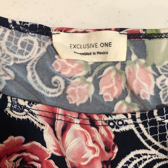 Exclusive One Blouse with bell sleeves, Size 1X - Picture 7 of 8